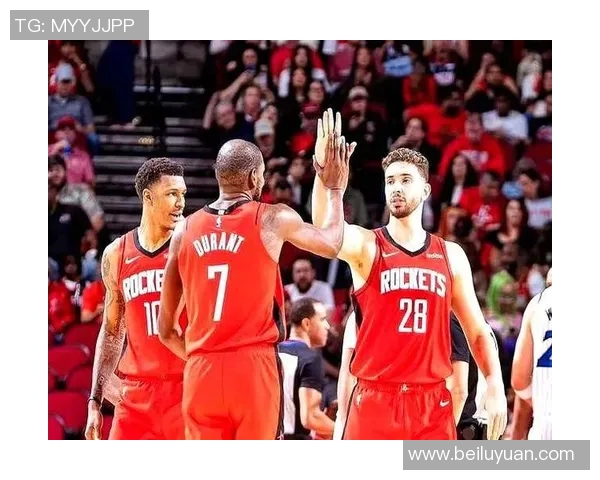 湖人火箭激战正酣NBA赛季精彩对决引发球迷热议与期待