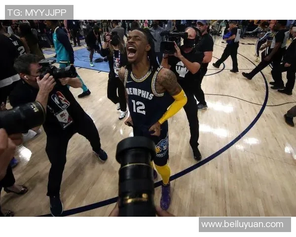 火箭队与公牛队激战正酣11月4日精彩对决引发球迷热议