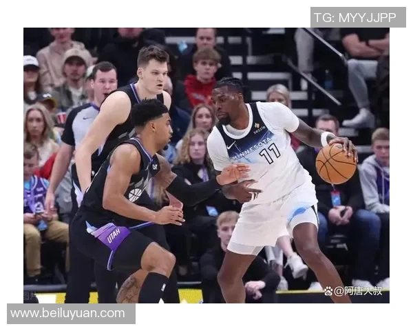 犹他爵士与森林狼激战正酣谁将赢得这场西部对决的胜利