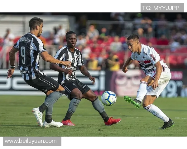 博塔与巴亦的精彩对决：一场足球盛宴的背后故事与精彩瞬间解析