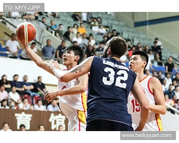 男篮热身赛对阵美国队全力以赴展现实力备战国际赛事