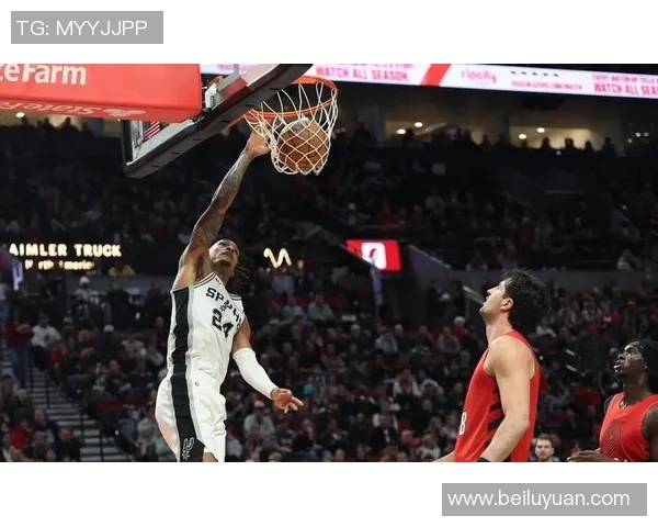 德阿隆福克斯的崛起之路与未来展望:从新秀到全明星的蜕变 德阿隆福克斯的崛起之路与未来展望:从新秀到全明星的蜕变