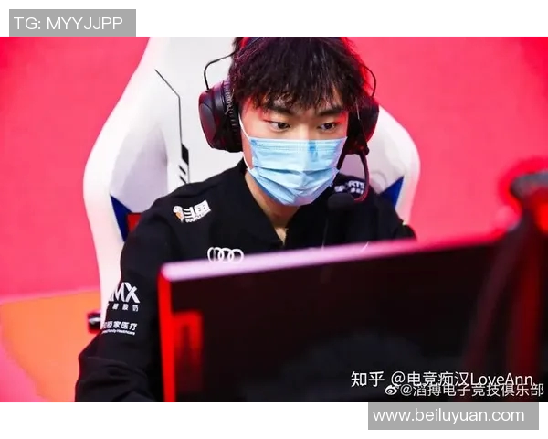 DOTA2赛事分析：TES战队如何在最新比赛中稳居榜首位置