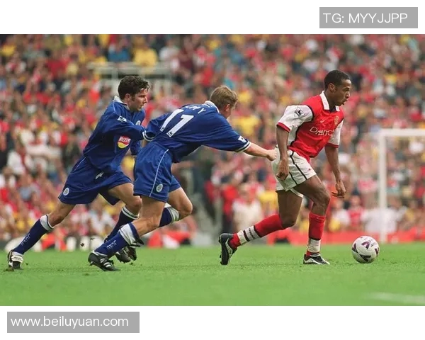 刘静专访:从绿茵场到人生舞台的足球旅程回顾与展望 刘静专访:从绿茵场到人生舞台的足球旅程回顾与展望