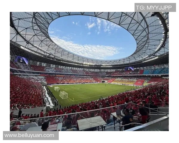 深入分析成都足球队的防守反击战术及其在比赛中的应用效果 深入分析成都足球队的防守反击战术及其在比赛中的应用效果